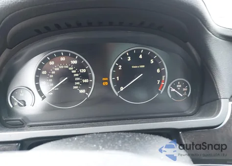 2011 BMW 750I z USA, uszkodzony, nr VIN WBAKA8C55BCY36509